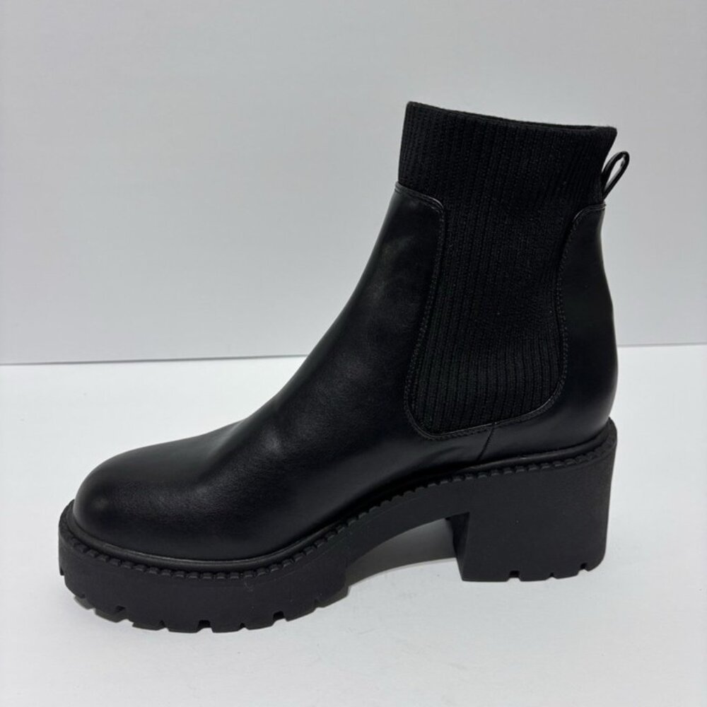 Madden Girl Women’s Thrash Black Chelsea Boots, Size 10 M - Picture 2 of 5